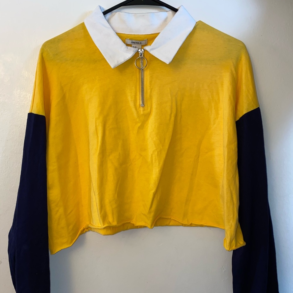 Color Block Collar Oversized Crop Top